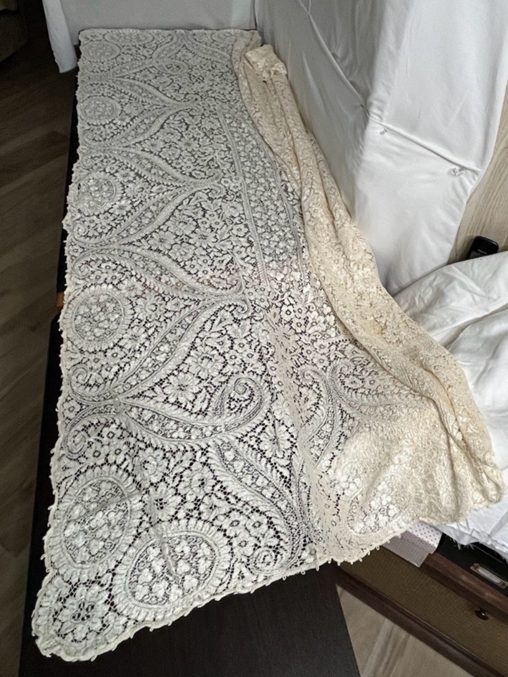 Vintage-Handmade Ivory Crochet Lace Throw